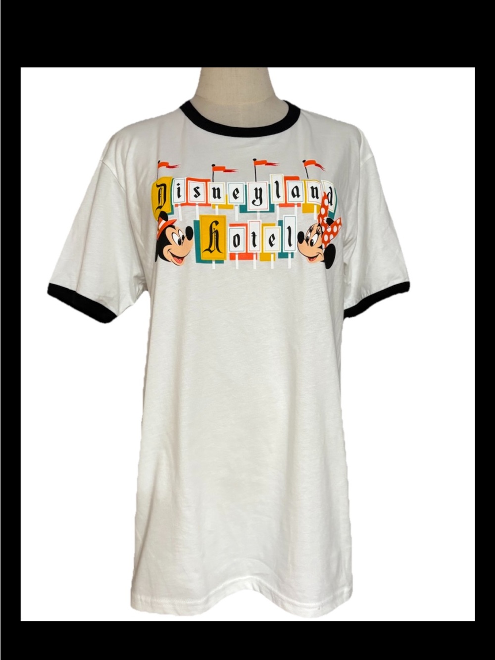 Disney Medium DISNEYLAND HOTEL & RESEORT RETRO RINGER Disney